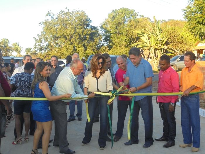 Exclusivas: Fotos da inaugurações nas festividade dos 78 anos de emancipação política de São Pedro do Piauí  - Imagem 29