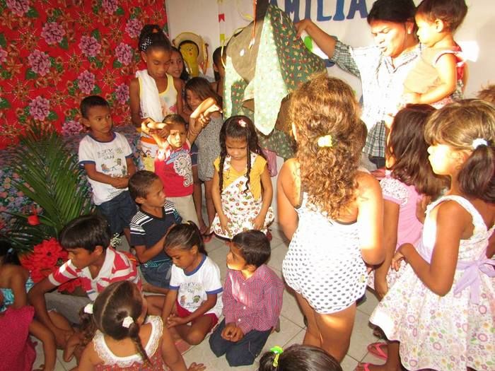 CRAS do Bairro Santinho realiza arraia julino - Imagem 15