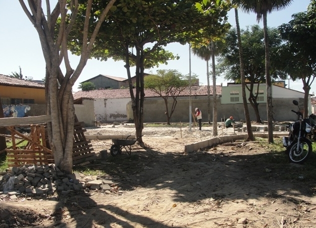 Prefeitura de Barras recupera a Praça Lucílio de Albuquerque - Imagem 1