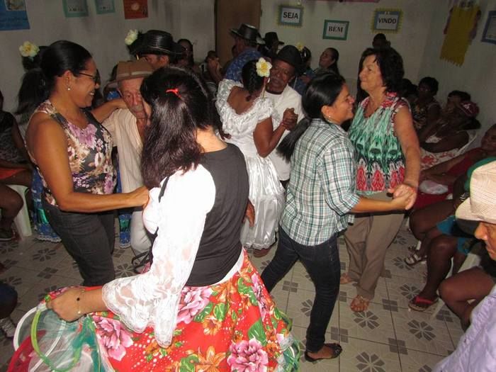 CRAS do Bairro Santinho realiza arraia julino - Imagem 12