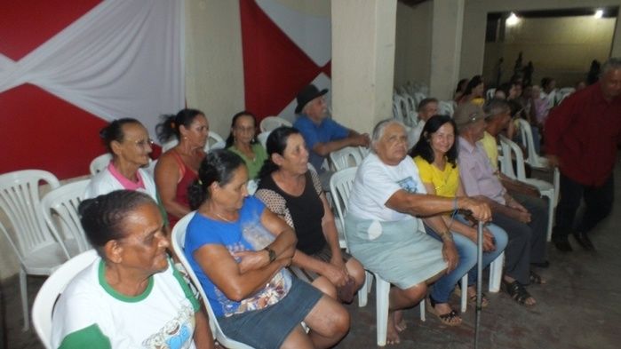 Dom Expedito Lopes, fez festa para homenagear o grupo da melhor idade de Paquetá-PI - Imagem 26