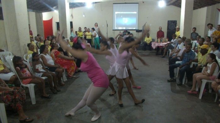 Dom Expedito Lopes, fez festa para homenagear o grupo da melhor idade de Paquetá-PI - Imagem 91