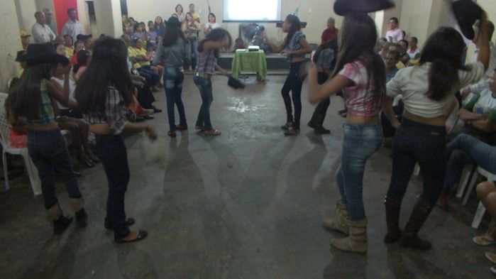 Dom Expedito Lopes, fez festa para homenagear o grupo da melhor idade de Paquetá-PI - Imagem 63