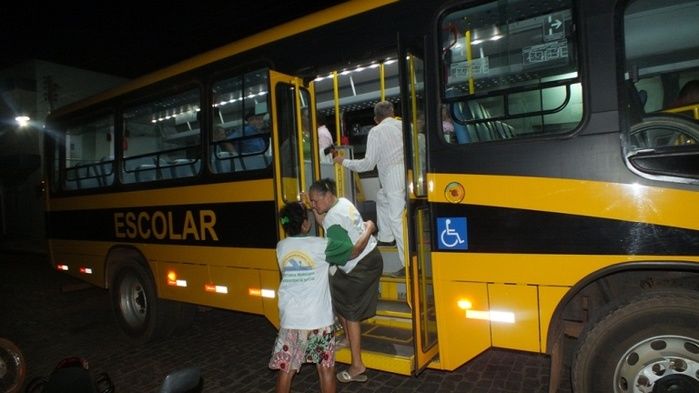 Dom Expedito Lopes, fez festa para homenagear o grupo da melhor idade de Paquetá-PI - Imagem 9