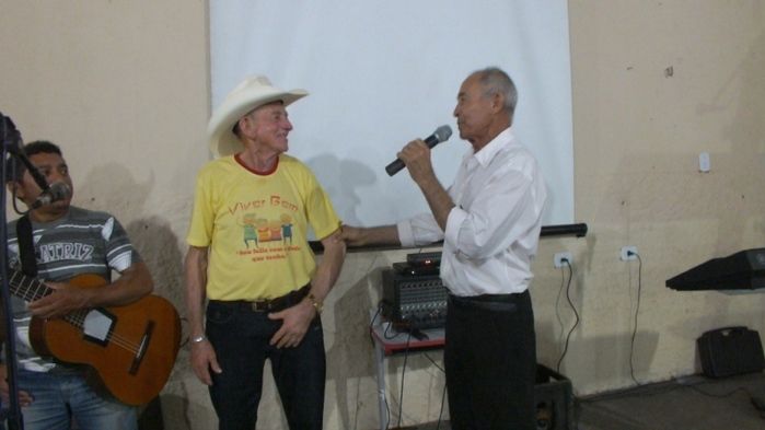 Dom Expedito Lopes, fez festa para homenagear o grupo da melhor idade de Paquetá-PI - Imagem 173