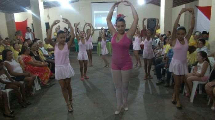 Dom Expedito Lopes, fez festa para homenagear o grupo da melhor idade de Paquetá-PI - Imagem 87