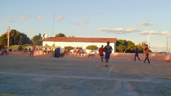 Final do campeonato de férias é realizado em Santo Inácio  - Imagem 11