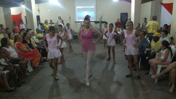 Dom Expedito Lopes, fez festa para homenagear o grupo da melhor idade de Paquetá-PI - Imagem 78