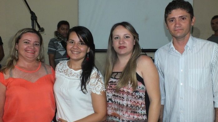 Dom Expedito Lopes, fez festa para homenagear o grupo da melhor idade de Paquetá-PI - Imagem 187