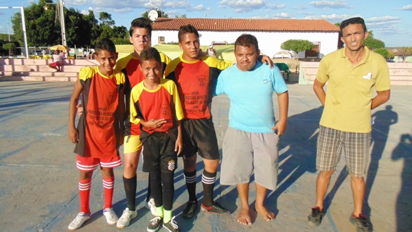 Final do campeonato de férias é realizado em Santo Inácio  - Imagem 2
