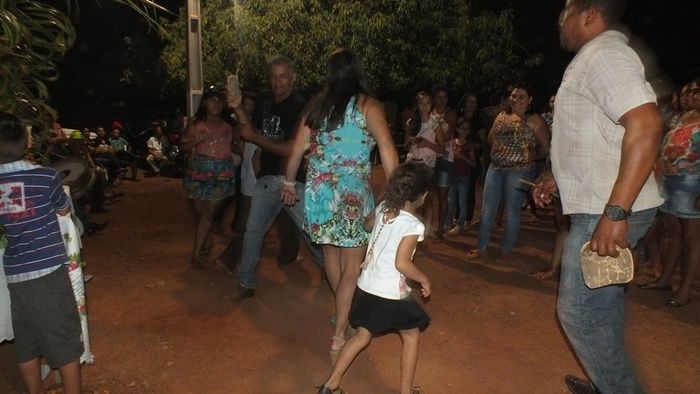 No interior do Piauí, Família e comunidade pagam promessa com Roda de São Gonçalo. - Imagem 36