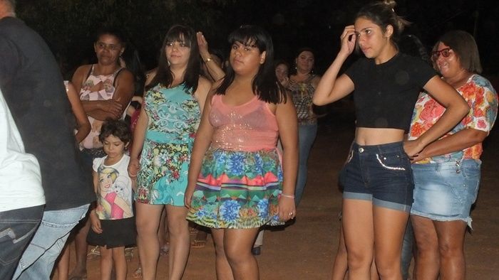 No interior do Piauí, Família e comunidade pagam promessa com Roda de São Gonçalo. - Imagem 33