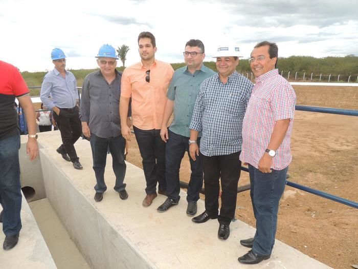 Prefeitura comemora aniversário de 61 anos de Água Branca entregando obras - Imagem 10