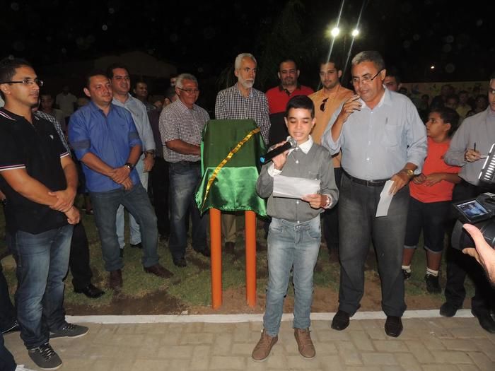 Prefeitura comemora aniversário de 61 anos de Água Branca entregando obras - Imagem 33