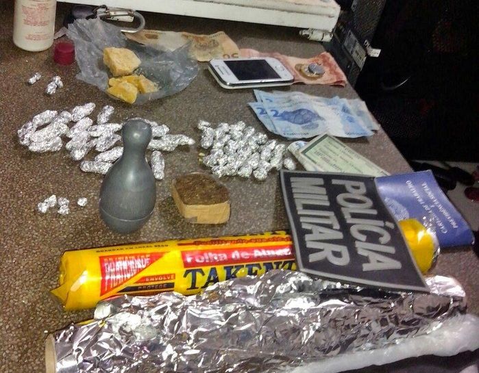 PM apreende maconha, crack e dinheiro em residência no litoral do Piauí - Imagem 7