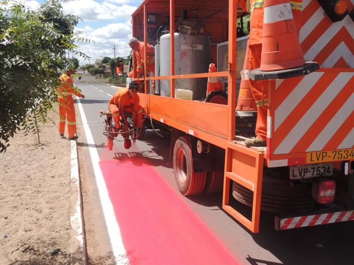Prefeitura de Água Branca implanta ciclofaixa para melhorar tráfego e dar mais segurança aos ciclistas - Imagem 2
