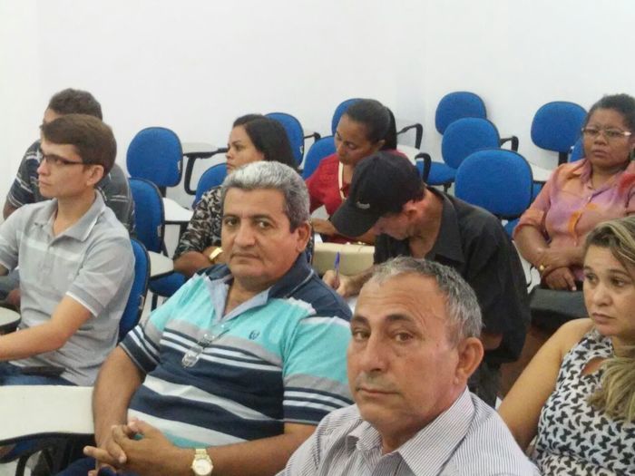 Prefeito Zé Resende participa do encontro do território dos carnaubais em campo maior. - Imagem 1