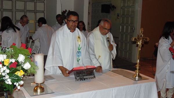 Centenas de devotos de Santo Inácio de Loyola participaram da ultima noite de novena ao padroeiro - Imagem 9