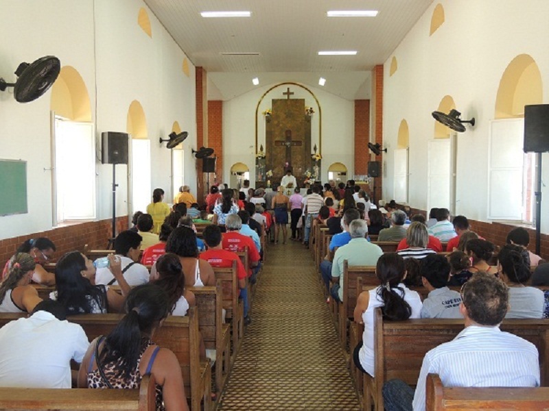   Profº Pila visita romeiros da Caminhada da Purificação do Corpo e da Alma em Santa Cruz dos Milagres
