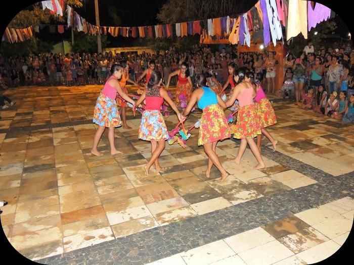 Público prestigia em massa o VII Festival Julino de Quadrilhas e Danças - Imagem 28