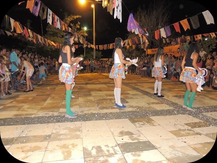 Público prestigia em massa o VII Festival Julino de Quadrilhas e Danças - Imagem 127