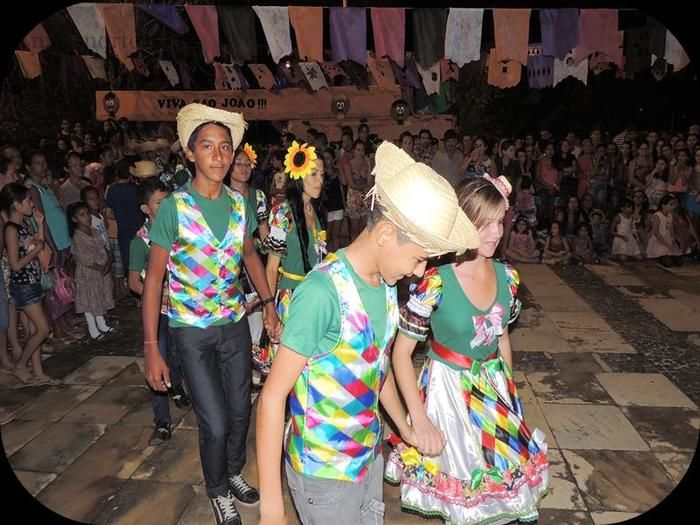 Público prestigia em massa o VII Festival Julino de Quadrilhas e Danças - Imagem 98