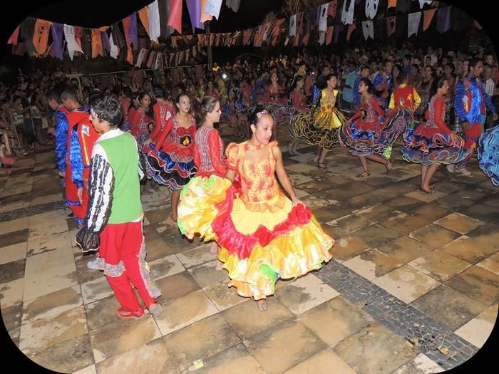 Público prestigia em massa o VII Festival Julino de Quadrilhas e Danças - Imagem 158