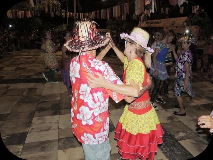 Público prestigia em massa o VII Festival Julino de Quadrilhas e Danças - Imagem 48
