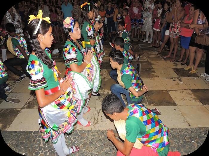 Público prestigia em massa o VII Festival Julino de Quadrilhas e Danças - Imagem 105