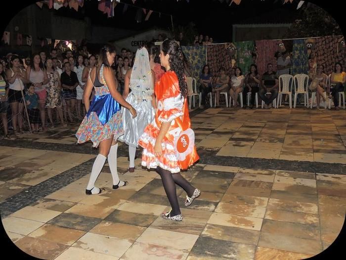 Público prestigia em massa o VII Festival Julino de Quadrilhas e Danças - Imagem 59