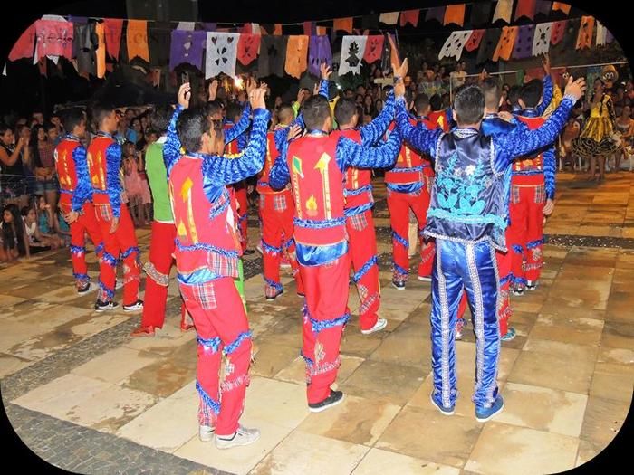 Público prestigia em massa o VII Festival Julino de Quadrilhas e Danças - Imagem 133
