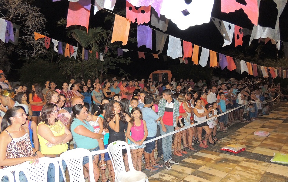 Público prestigia em massa o VII Festival Julino de Quadrilhas e Danças