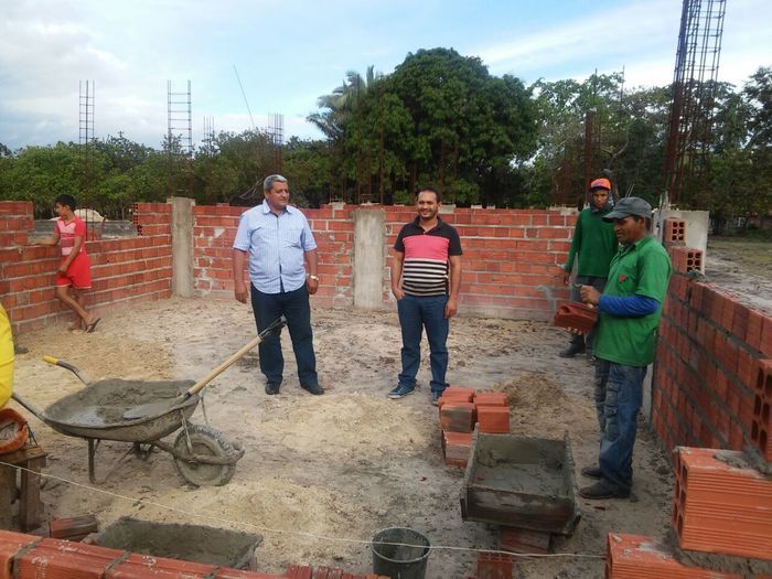 Prefeito visita obra de Escola padrão FNDE na comunidade Faveira - Imagem 4