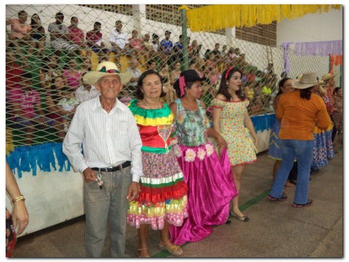 Arraiá do PELC 2015-Quadrilha Arrastapelc - Imagem 23