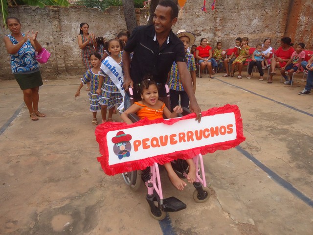 Escola Apaeana Tia Nely realizou 1ª Quermesse - Imagem 21