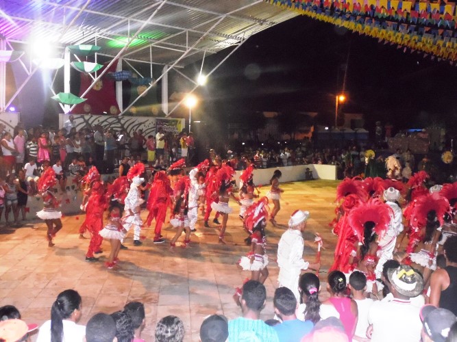 Grupos folclóricos e quadrilhas juninas encantam o XV Festival de Folguedos de União - Imagem 15