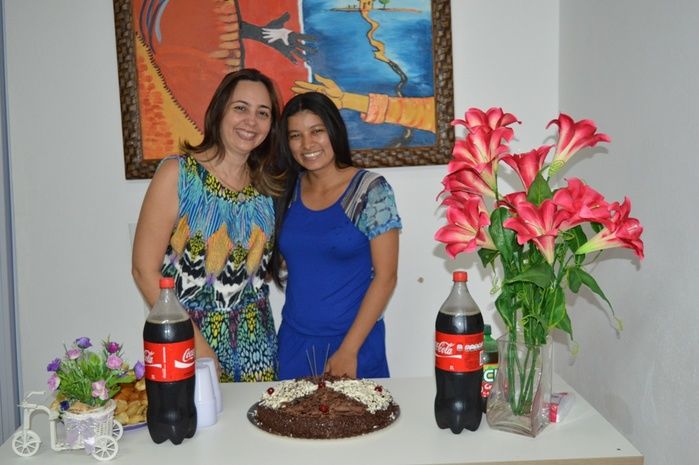 Amigas de trabalho fazem surpresa para a Coordenadora da Semtas, Dasdores Silva pela passagem do seu aniversário - Imagem 6