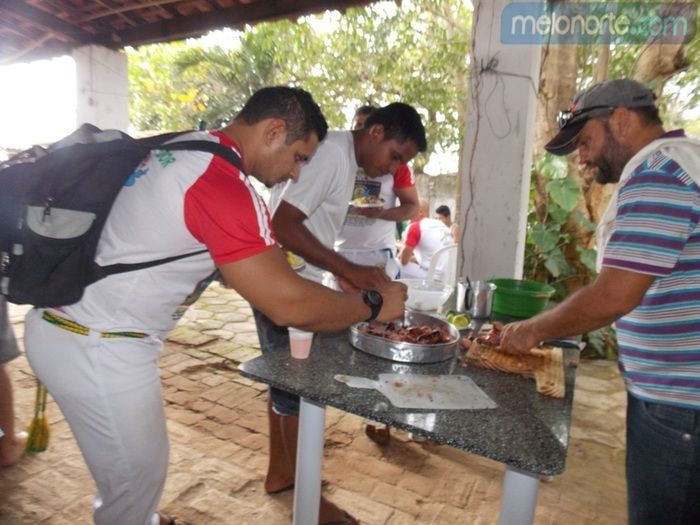 Secretário Administrativo Tim Medeiros oferece almoço aos Capoeiristas Escravos Brancos  - Imagem 18