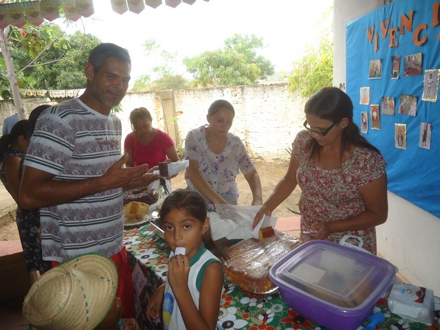 Escola Apaeana Tia Nely realizou 1ª Quermesse - Imagem 4