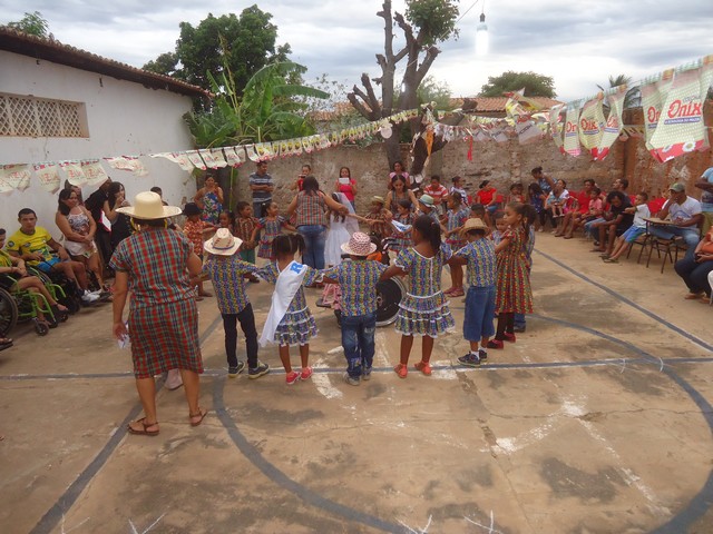 Escola Apaeana Tia Nely realizou 1ª Quermesse - Imagem 37