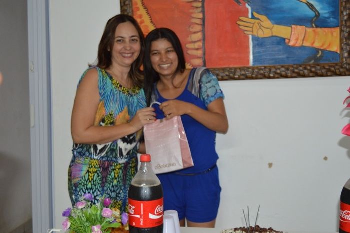 Amigas de trabalho fazem surpresa para a Coordenadora da Semtas, Dasdores Silva pela passagem do seu aniversário - Imagem 12