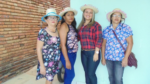 Comunidade Malhada do Juazeiro realizou apresentação de quadrilhas   - Imagem 4