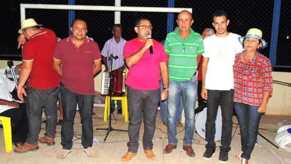 Comunidade Malhada do Juazeiro realizou apresentação de quadrilhas   - Imagem 34