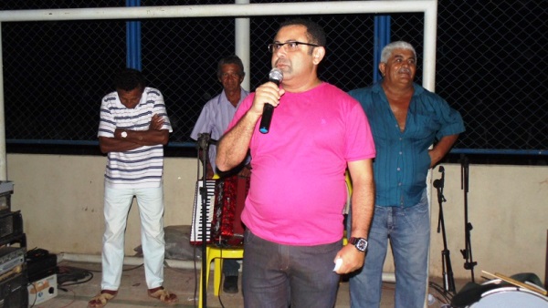 Comunidade Malhada do Juazeiro realizou apresentação de quadrilhas   - Imagem 38