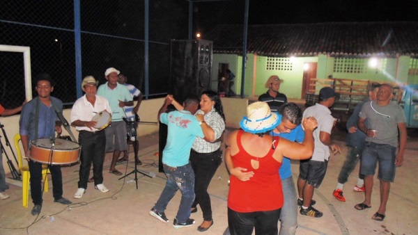 Comunidade Malhada do Juazeiro realizou apresentação de quadrilhas   - Imagem 43