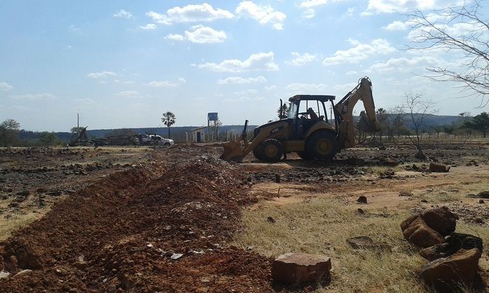 Prefeitura de Oeiras recupera estradas e leva água encanada à zona rural - Imagem 1