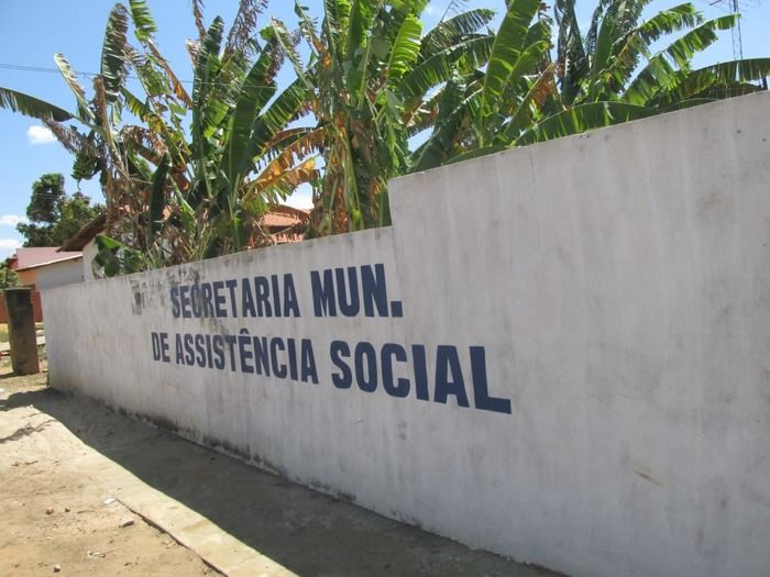 Prefeitura entrega 12 mil quilos de Melancia as pessoas de Baixa Renda - Imagem 7