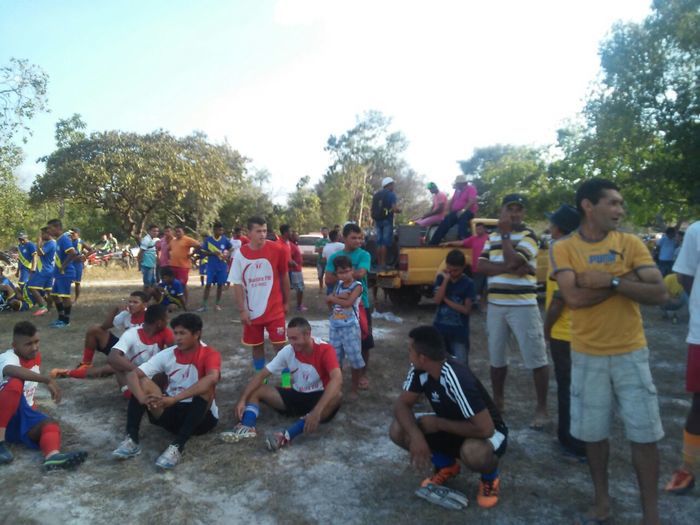 O prefeito Zé Resende inaugura mais um sistema de abastecimento d’água na zona rural de Boa Hora. - Imagem 35