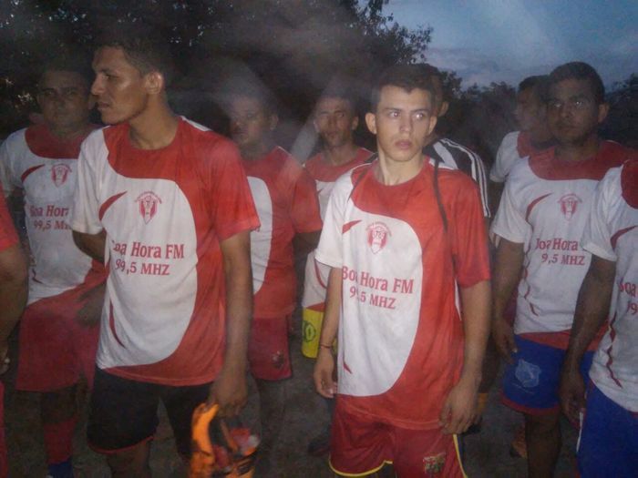 O prefeito Zé Resende inaugura mais um sistema de abastecimento d’água na zona rural de Boa Hora. - Imagem 11