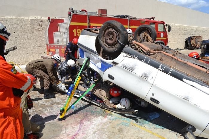 Curso de resgate veicular é realizado em Parnaíba - Imagem 4